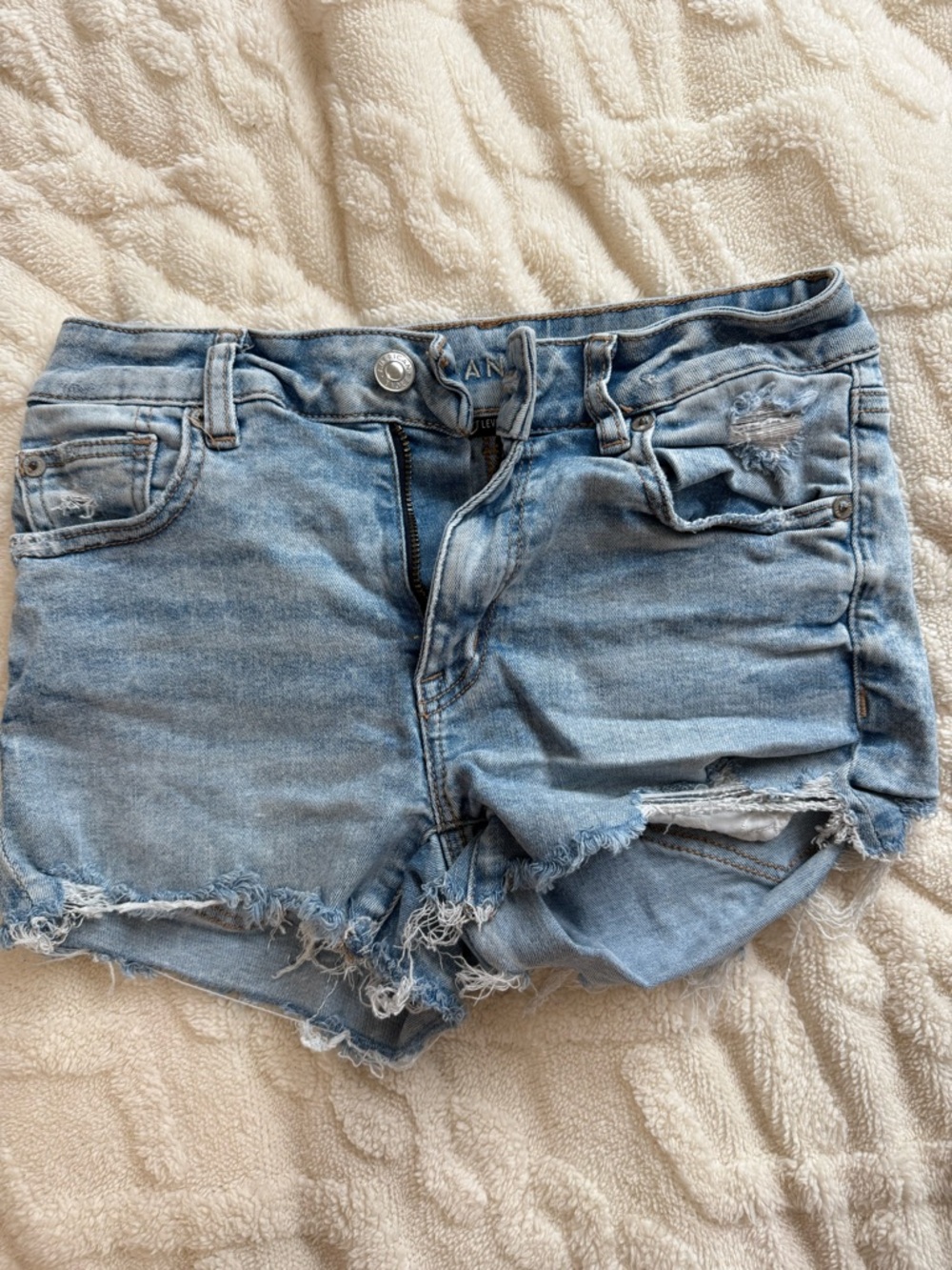Light Wash Distressed AE Denim Shorts - Women